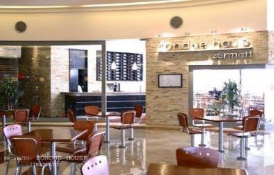 FONDUE HOUSE 03